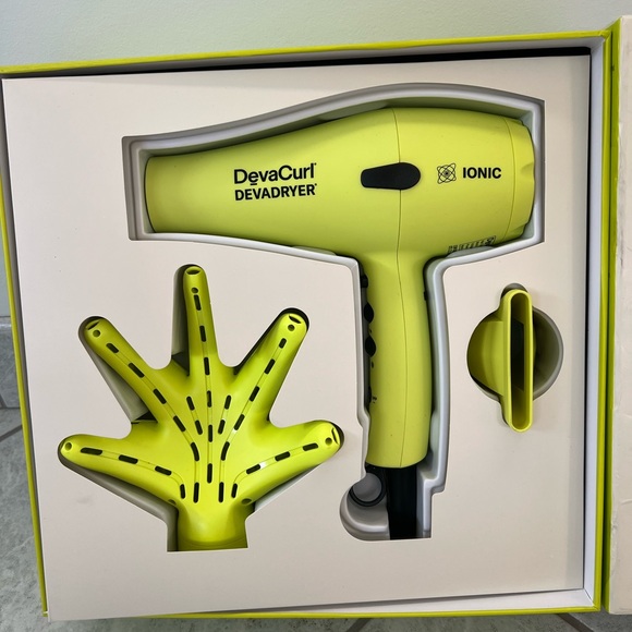 Brand new Devacurl dryer and diffuser set - Picture 3 of 7